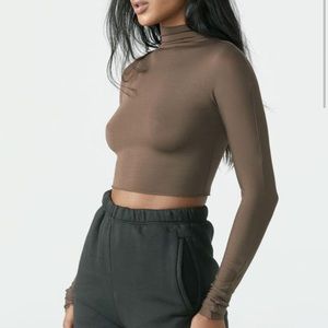 Long sleeve crop. Never worn!